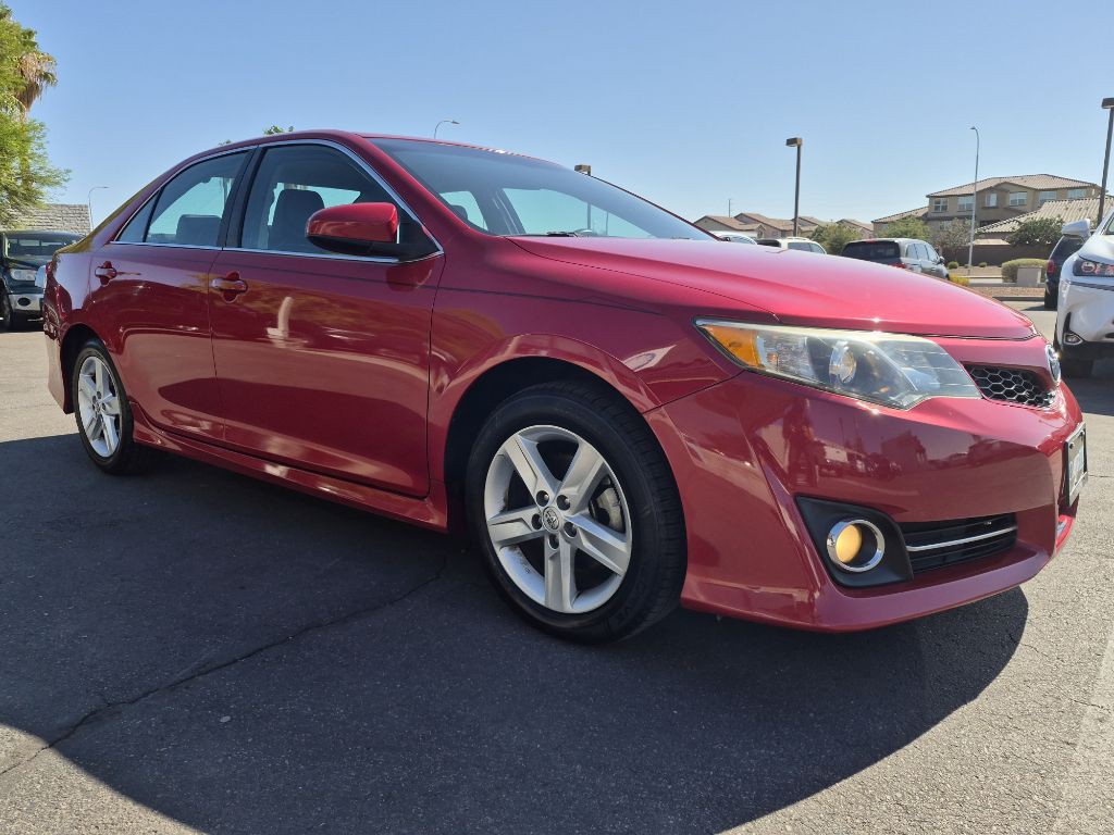 2014 Toyota Camry Image 5