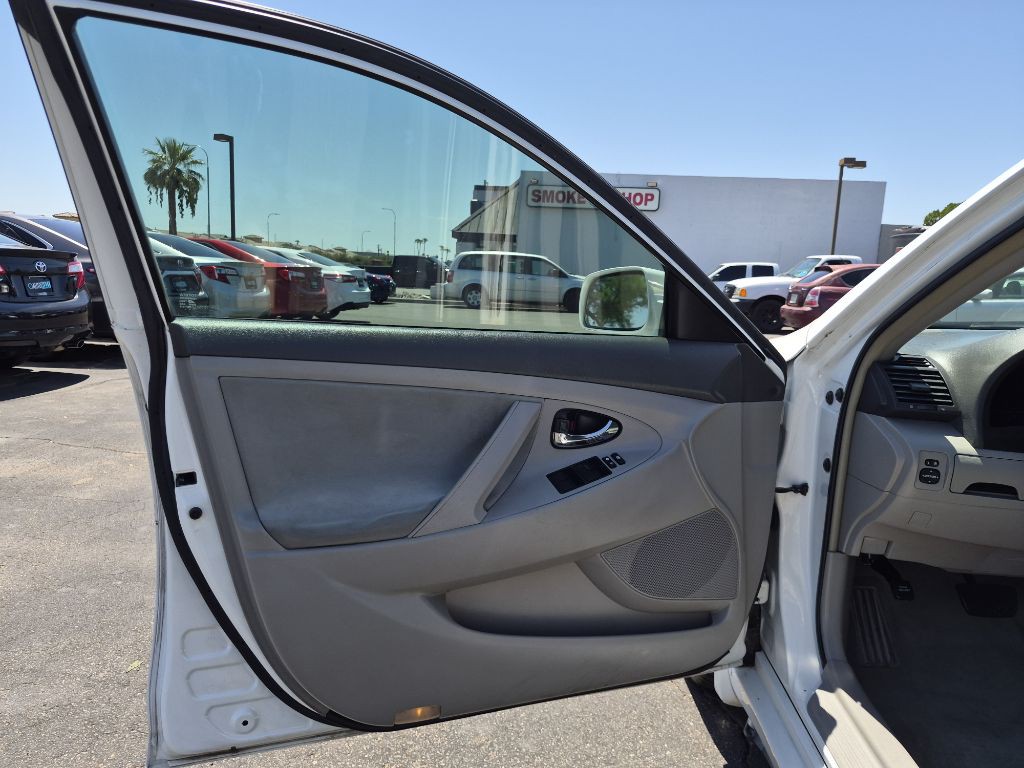 2007 Toyota Camry Image 10