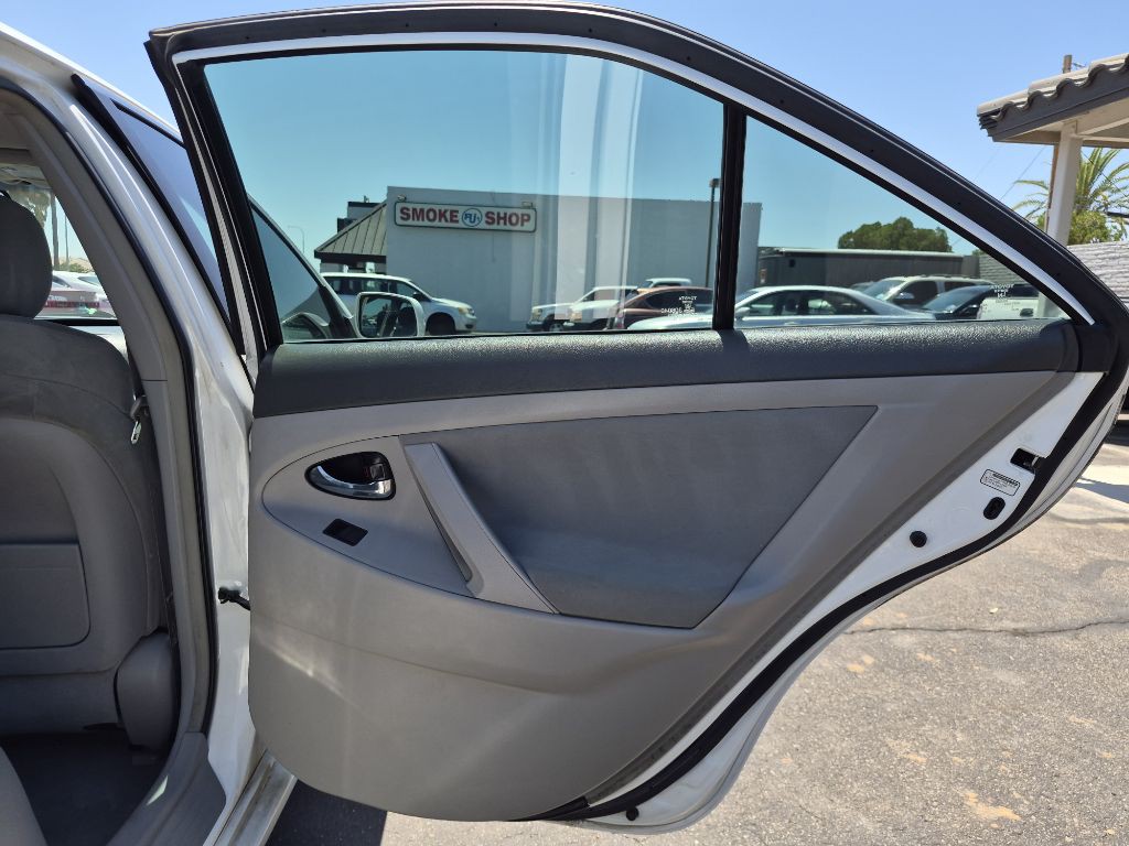 2007 Toyota Camry Image 13