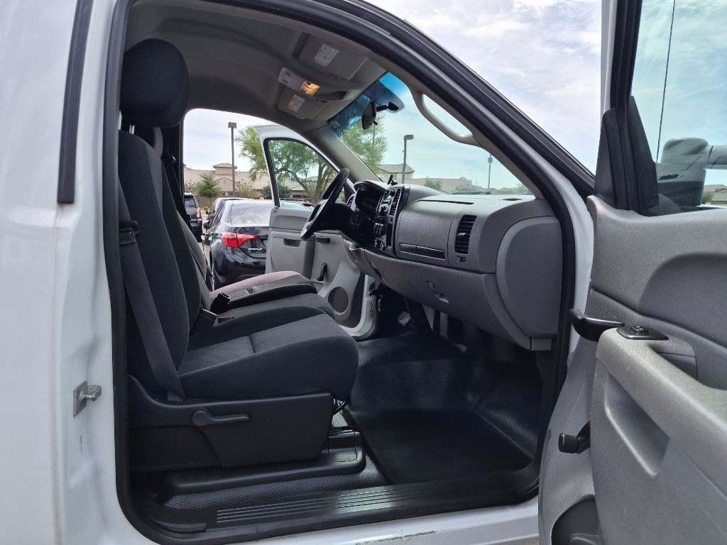2013 GMC Sierra Image 11