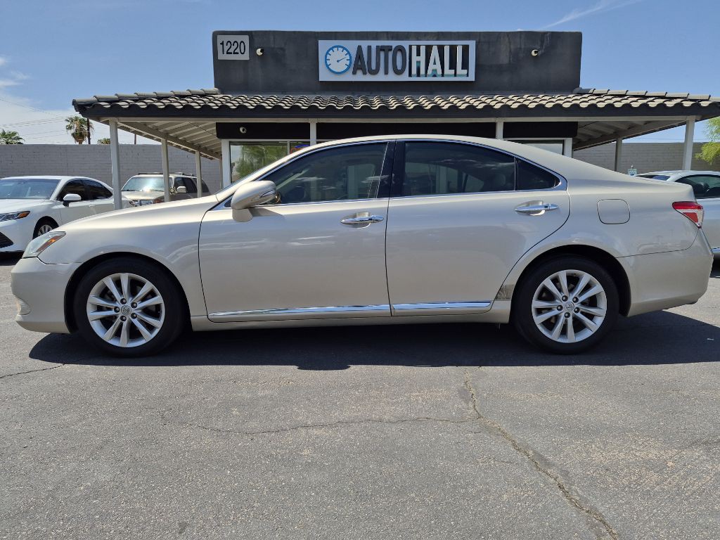 2011 Lexus ES Image 2