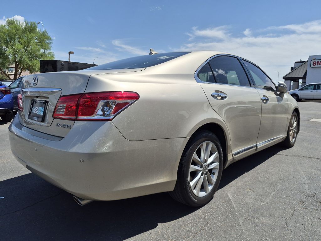 2011 Lexus ES Image 5