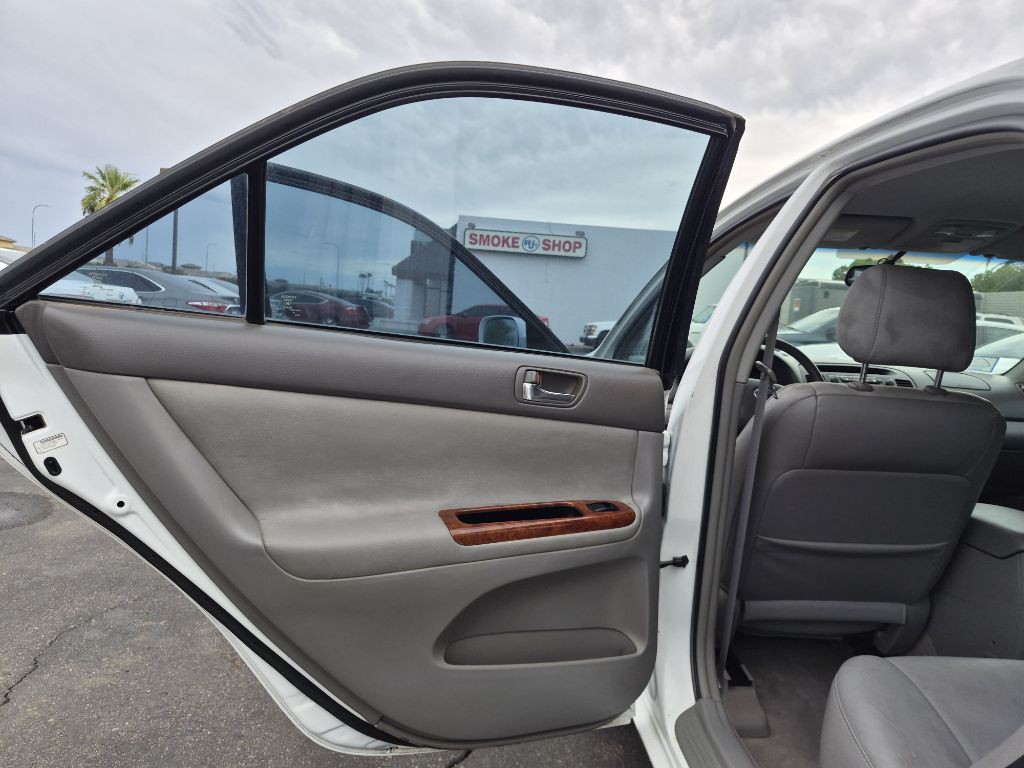 2002 Toyota Camry Image 12
