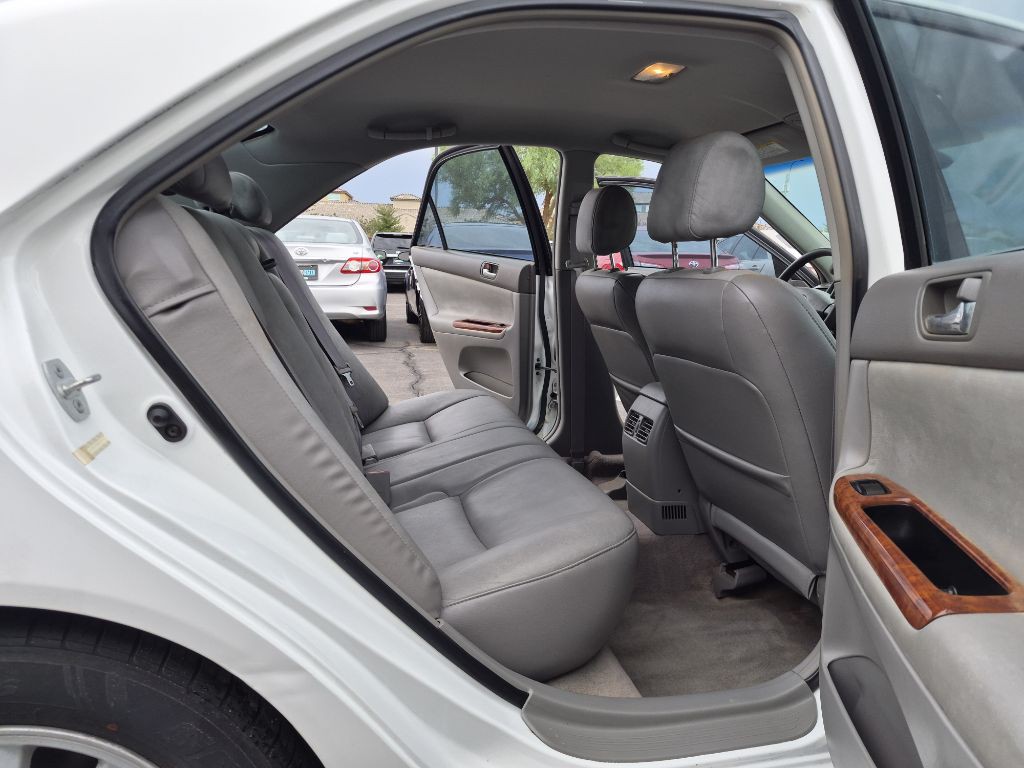 2002 Toyota Camry Image 13