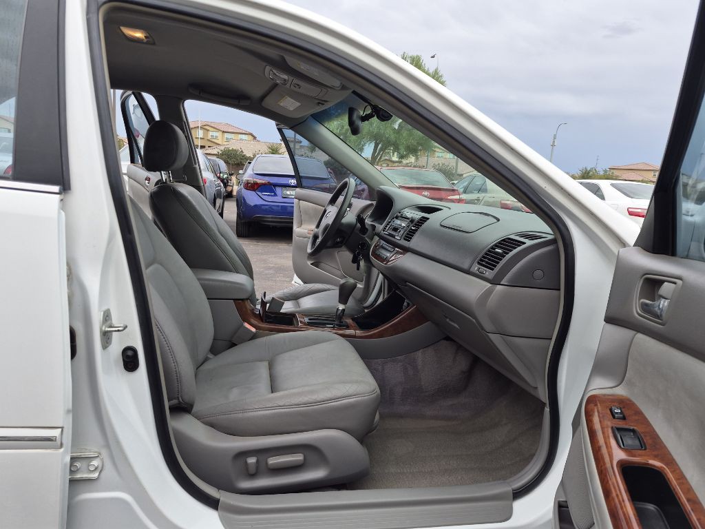 2002 Toyota Camry Image 15