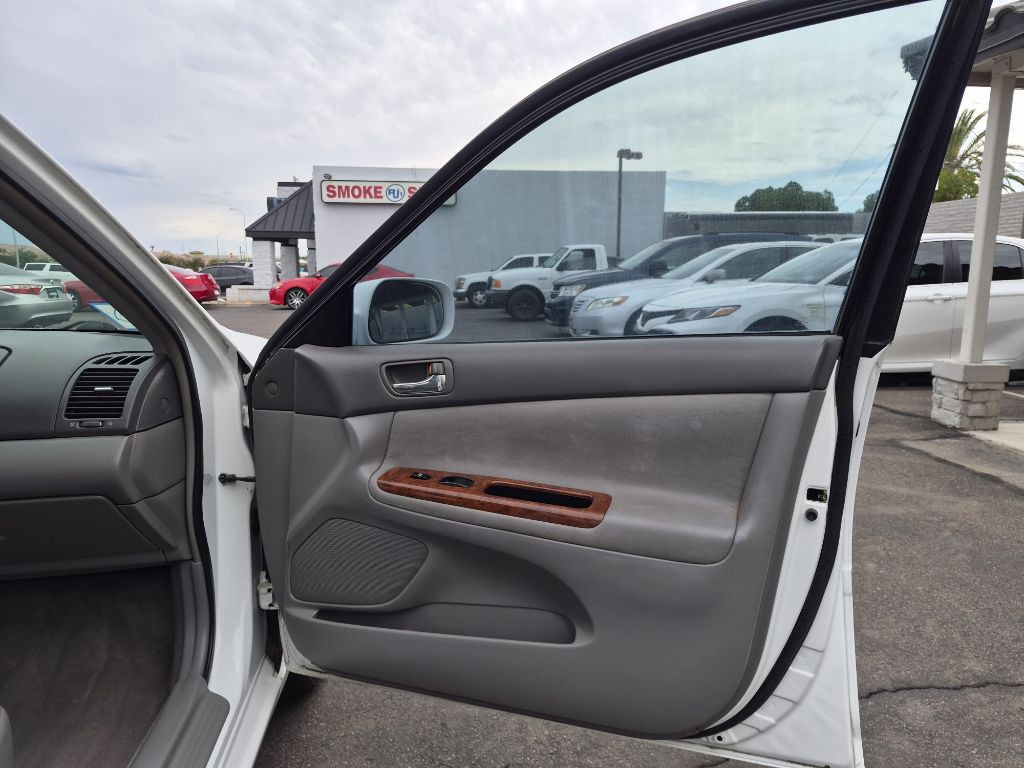 2002 Toyota Camry Image 16