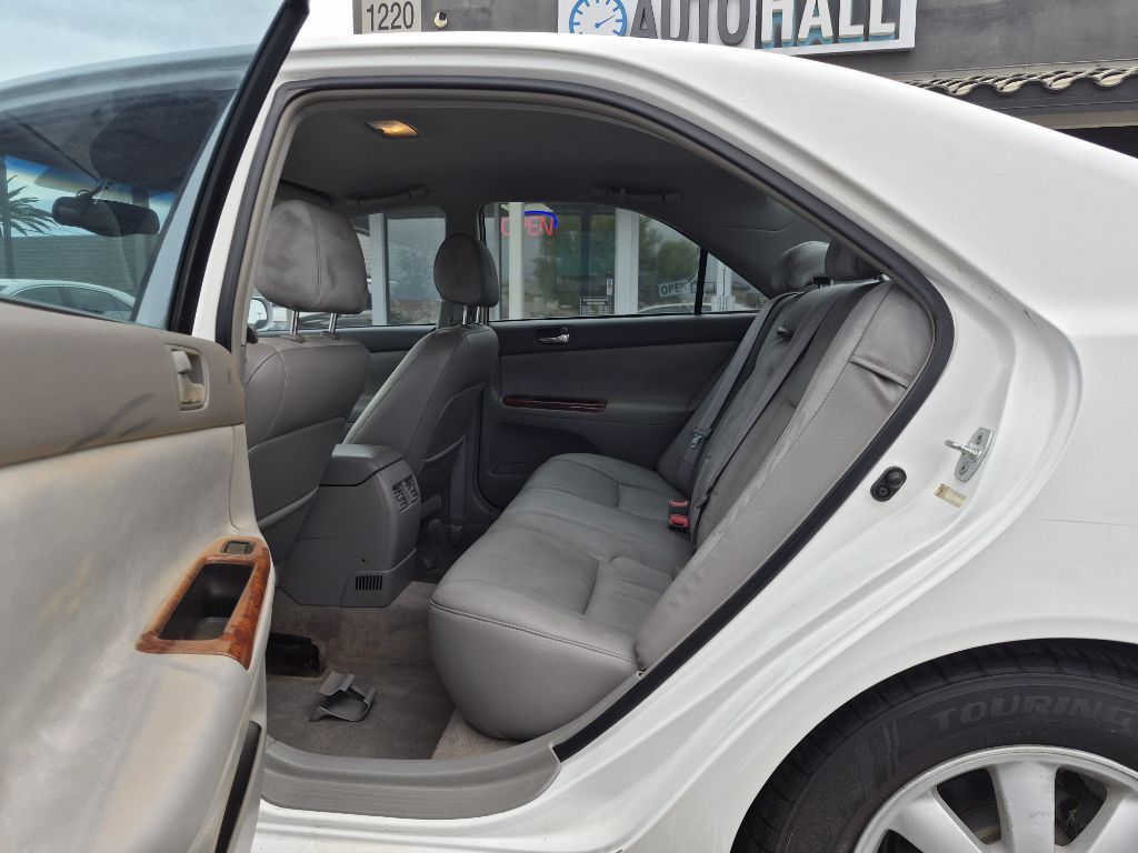2002 Toyota Camry Image 10