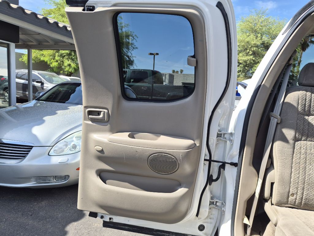 2005 Toyota Tundra Image 14