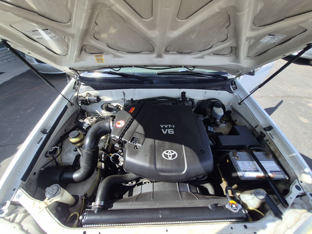 2005 Toyota Tundra Image 19
