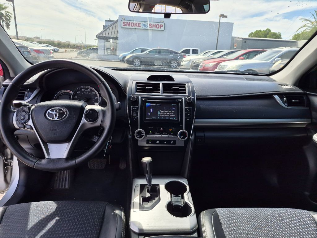 2012 Toyota Camry Image 15