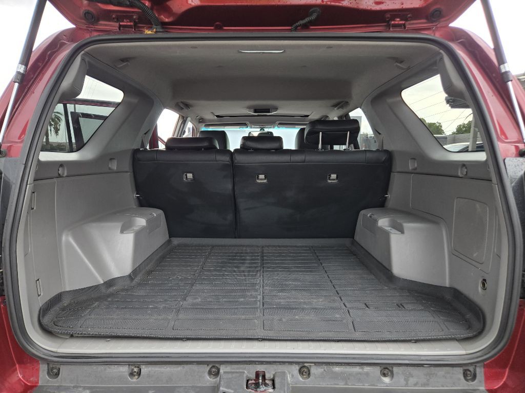 2005 Toyota 4Runner Image 16