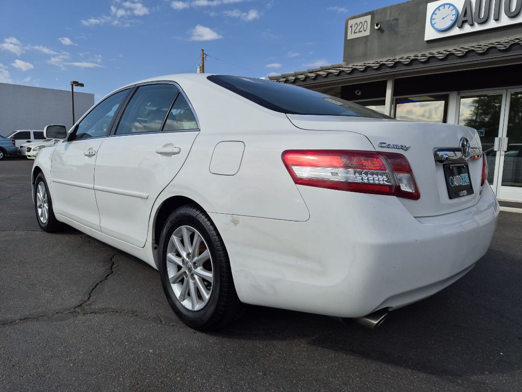 2010 Toyota Camry Image 3