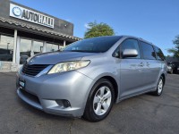Image for 2011 Toyota Sienna LE ID: 7671231