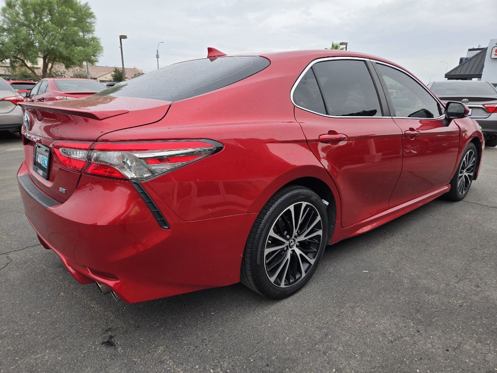 2019 Toyota Camry Image 4