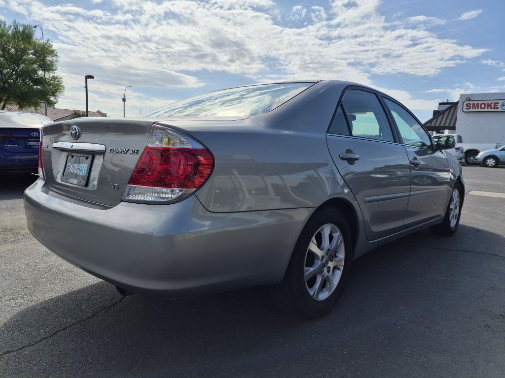 2005 Toyota Camry Image 5