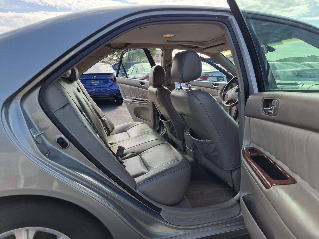 2005 Toyota Camry Image 13