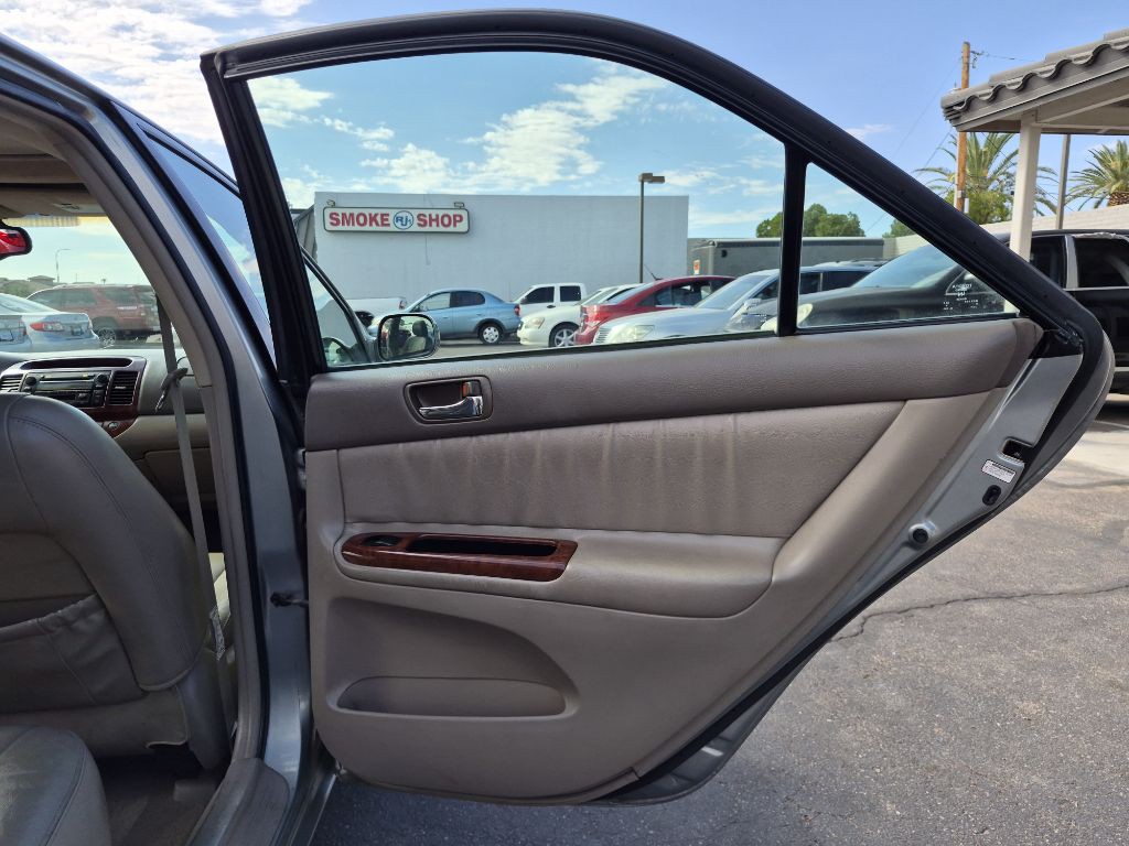 2005 Toyota Camry Image 14