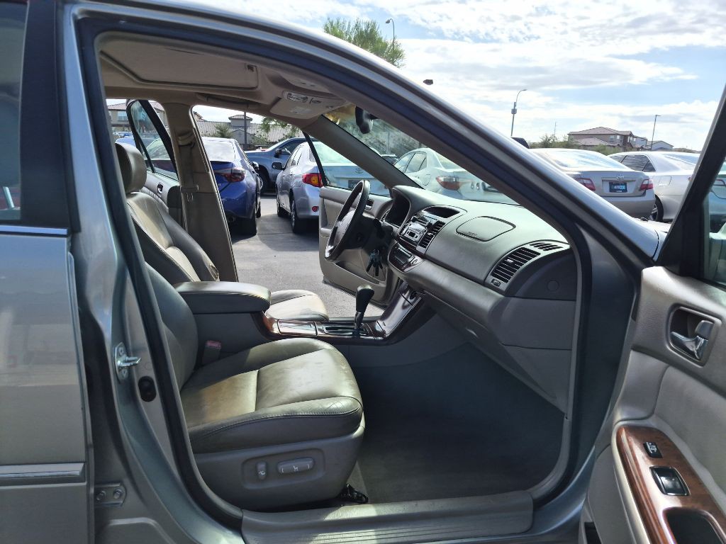 2005 Toyota Camry Image 15