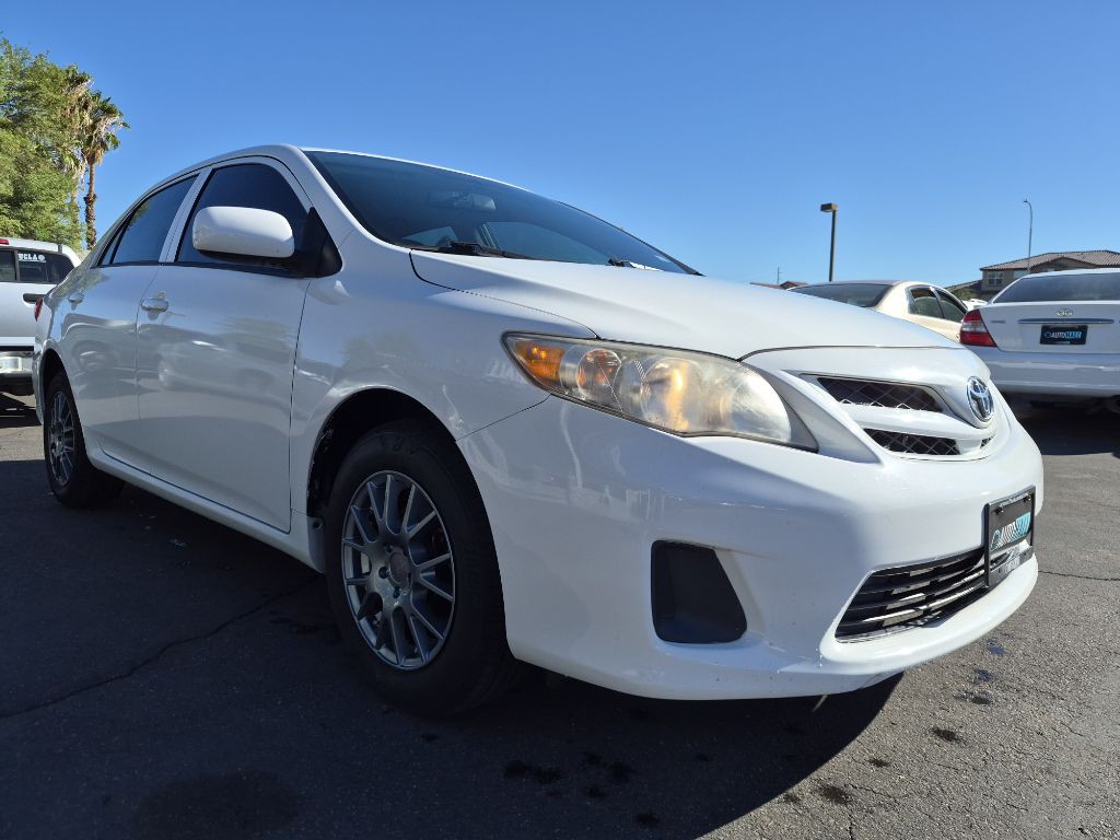 2013 Toyota Corolla Image 7