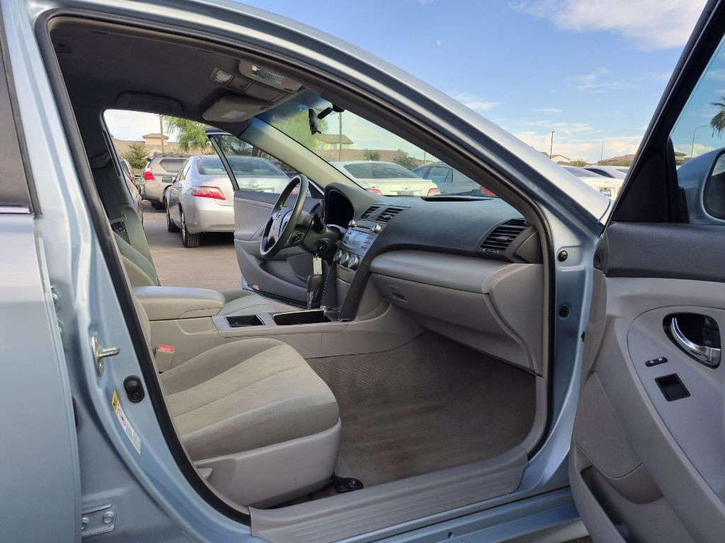 2009 Toyota Camry Image 16