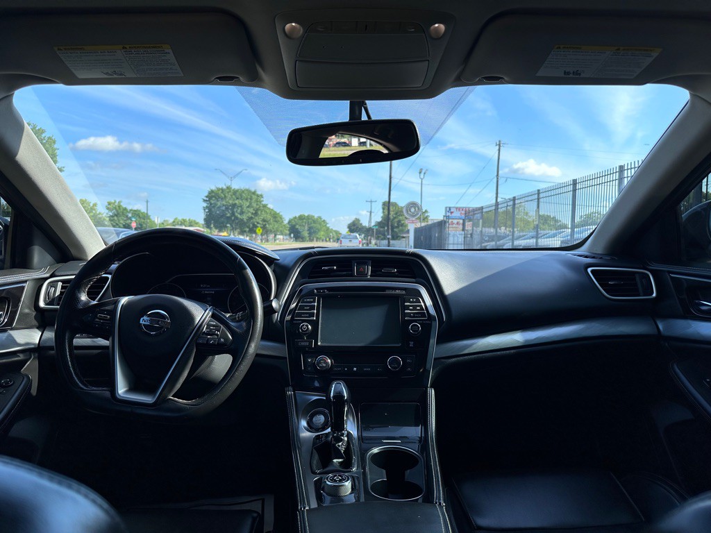 2018 Nissan Maxima Image 15