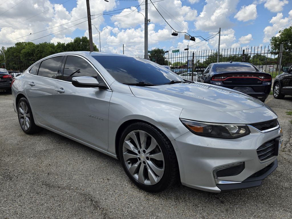 2016 Chevrolet Malibu Image 2