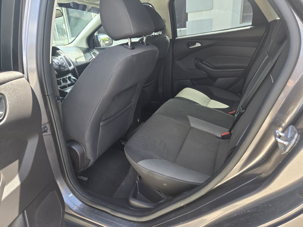 2014 Ford Focus Image 11