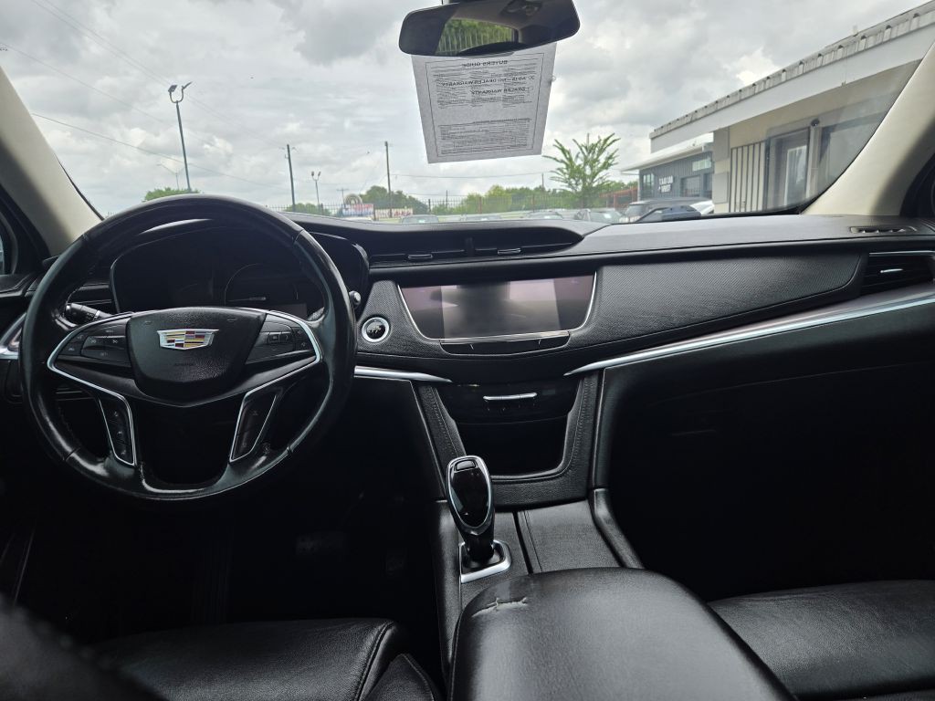 2018 Cadillac XT5 Image 9