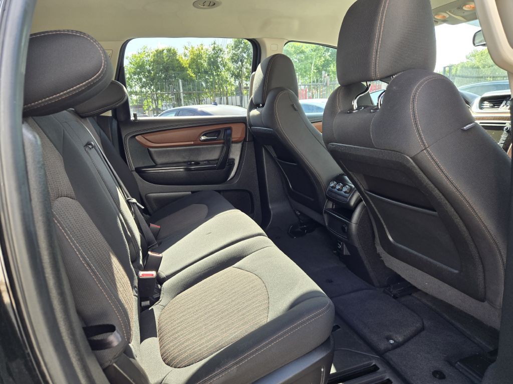 2017 Chevrolet Traverse Image 11