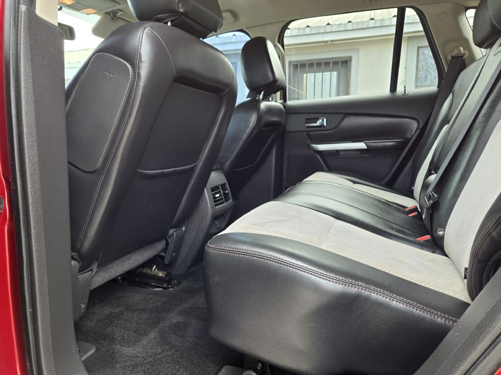 2013 Ford Edge Image 9