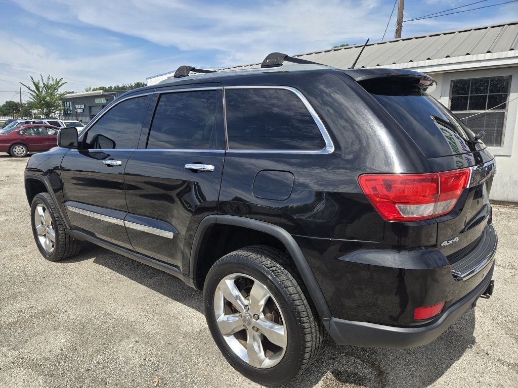 2011 Jeep Grand Cherokee Image 4