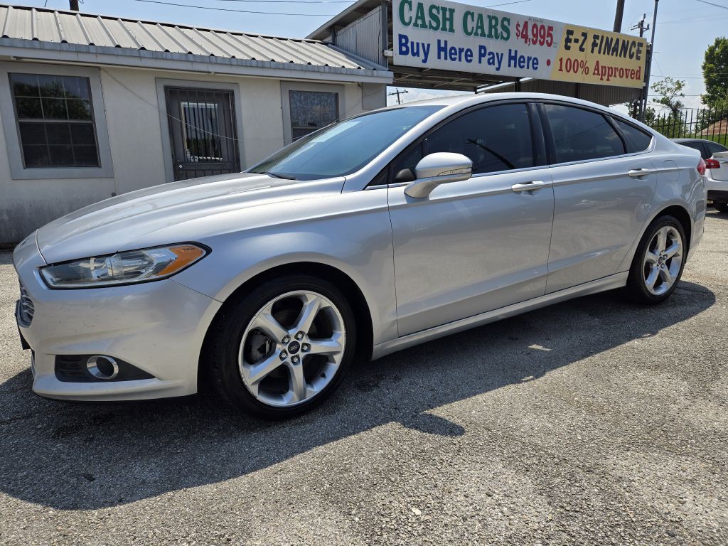 2016 Ford Fusion Image 1