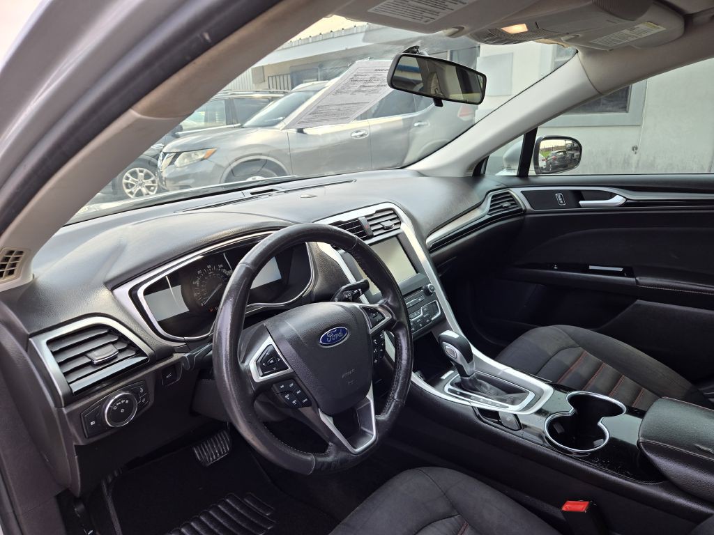 2016 Ford Fusion Image 7