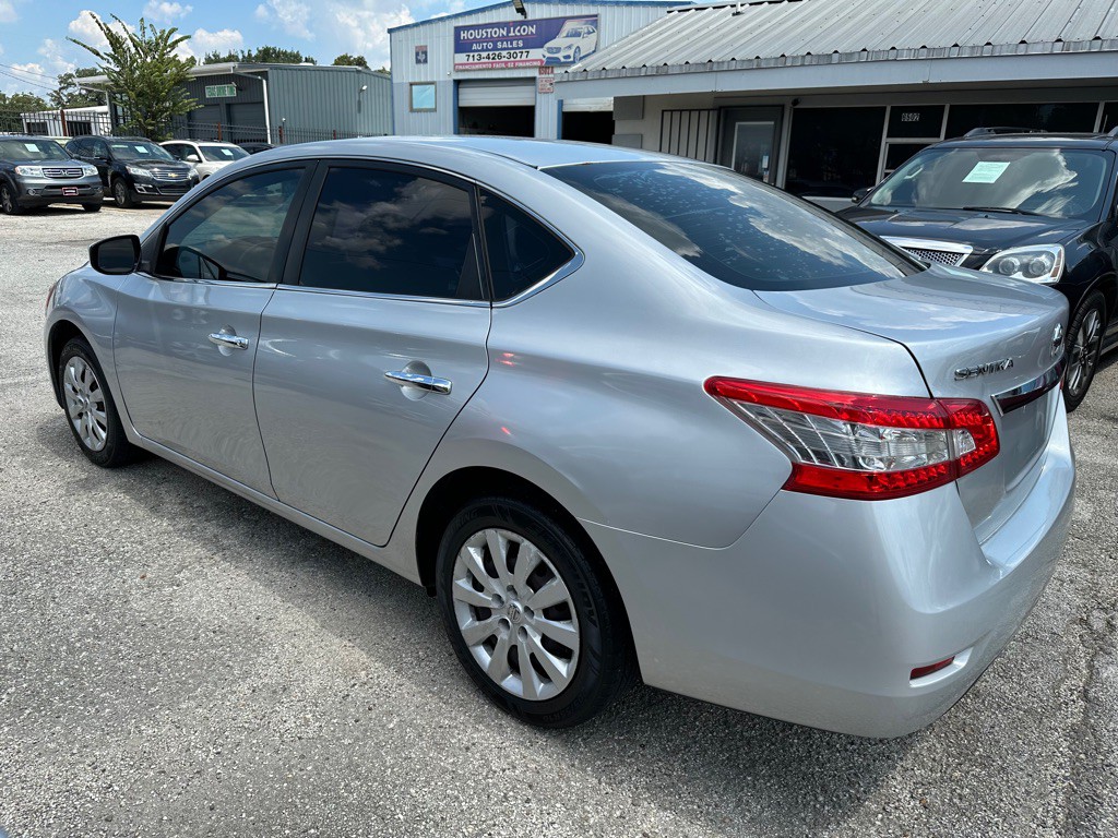 2015 Nissan Sentra Image 4