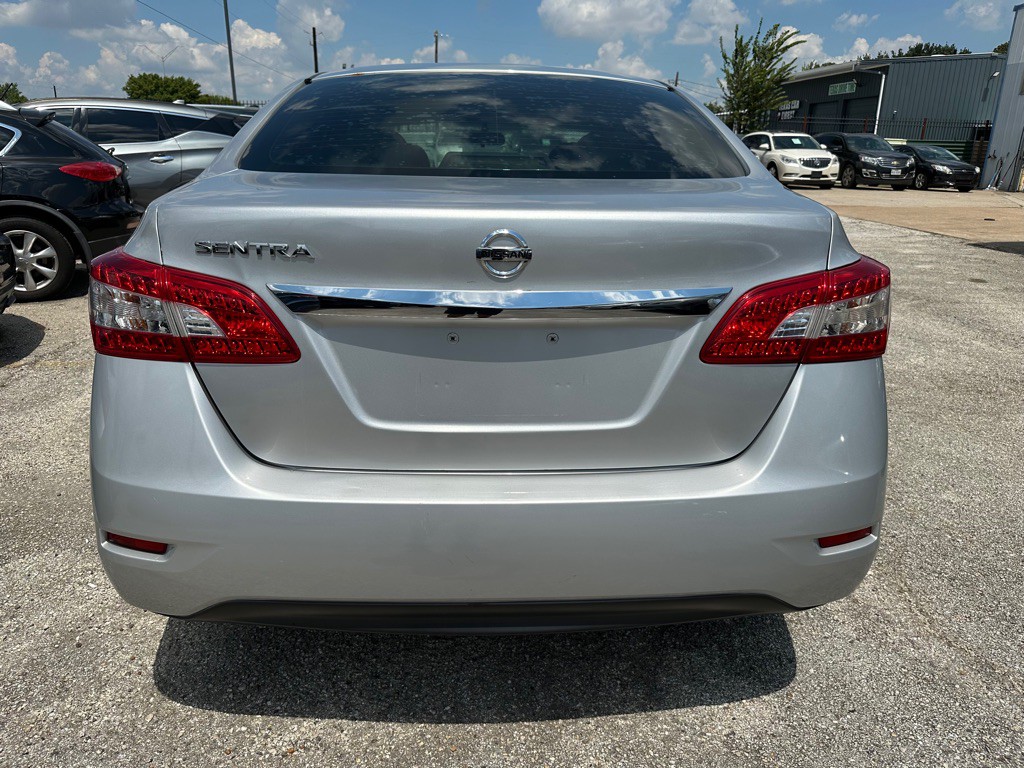 2015 Nissan Sentra Image 6
