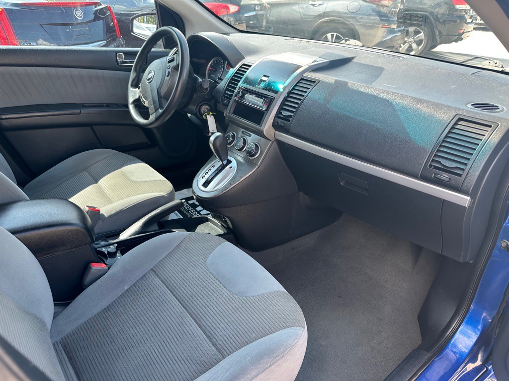 2012 Nissan Sentra Image 8