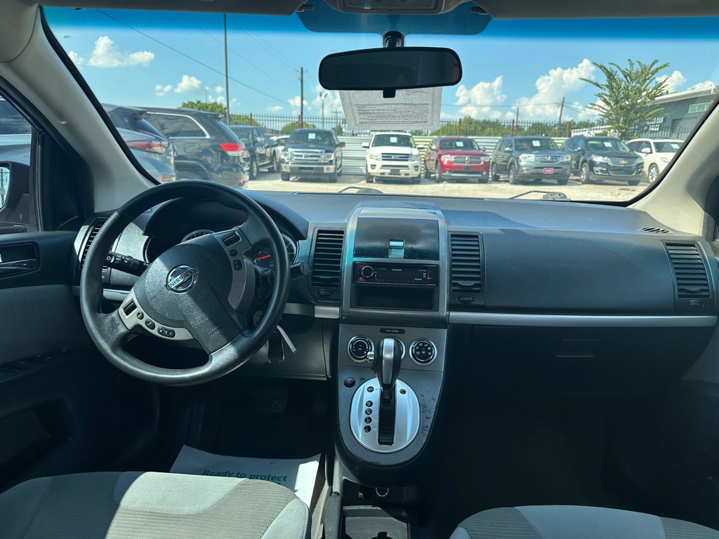 2012 Nissan Sentra Image 10