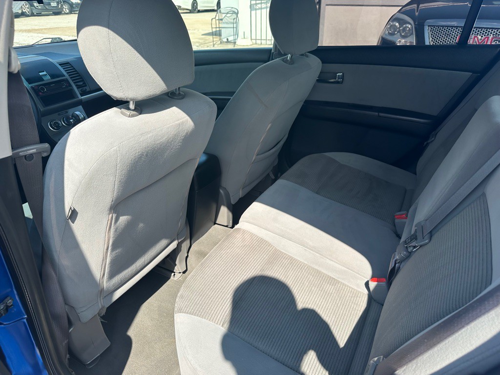 2012 Nissan Sentra Image 11