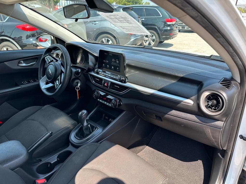 2019 Kia Forte Image 8