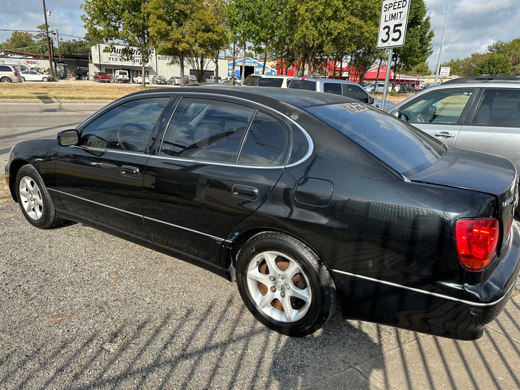 2001 Lexus GS Image 4