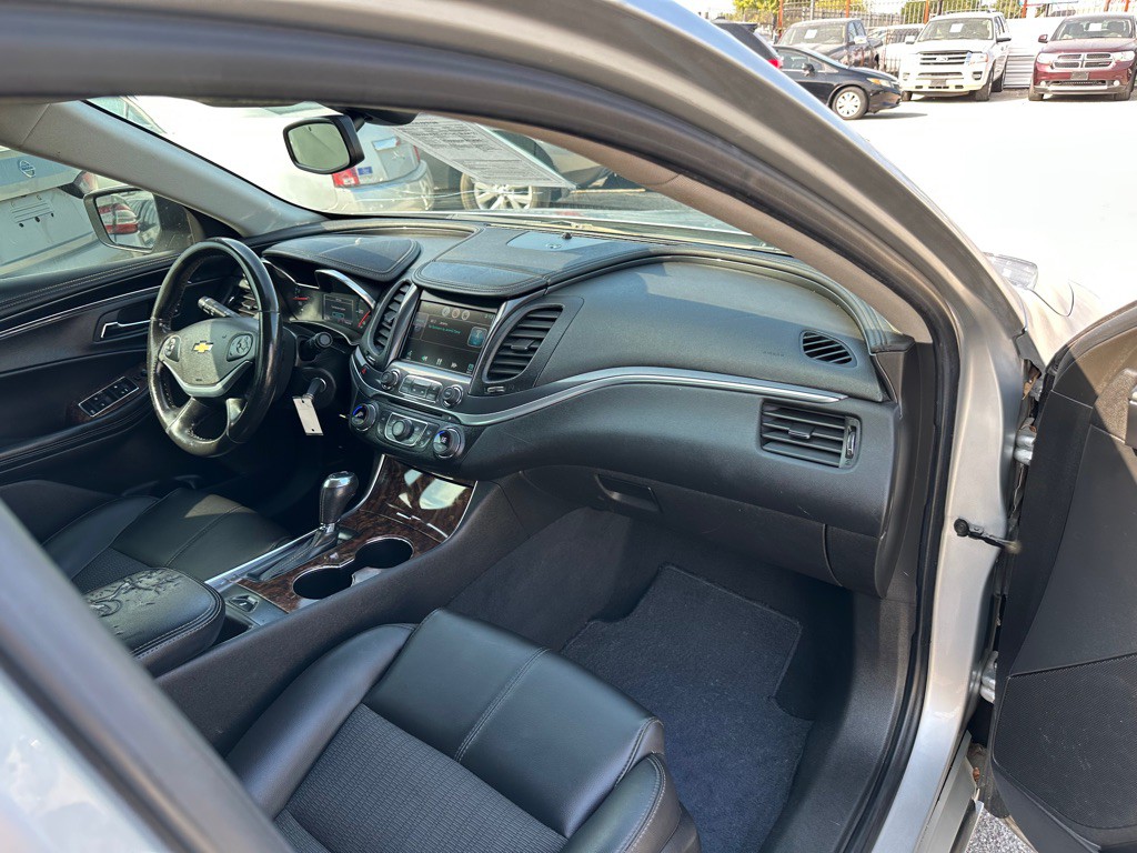 2015 Chevrolet Impala Image 8