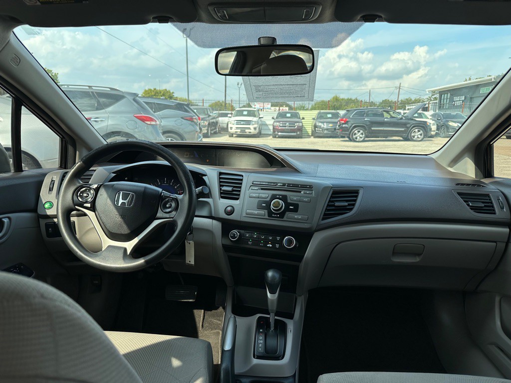 2012 Honda Civic Image 9