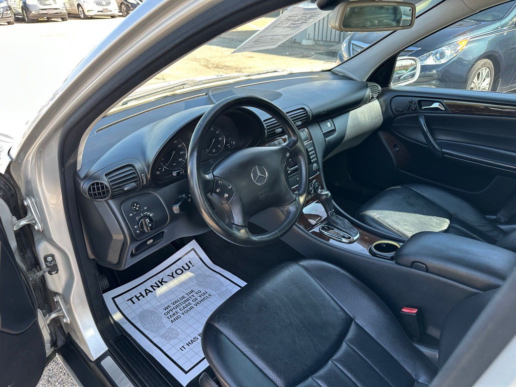 2005 Mercedes-Benz C-Class Image 7