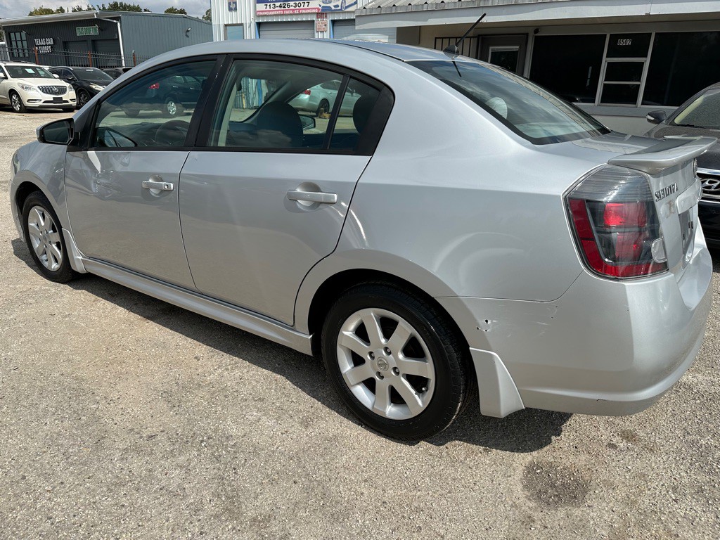 2011 Nissan Sentra Image 4