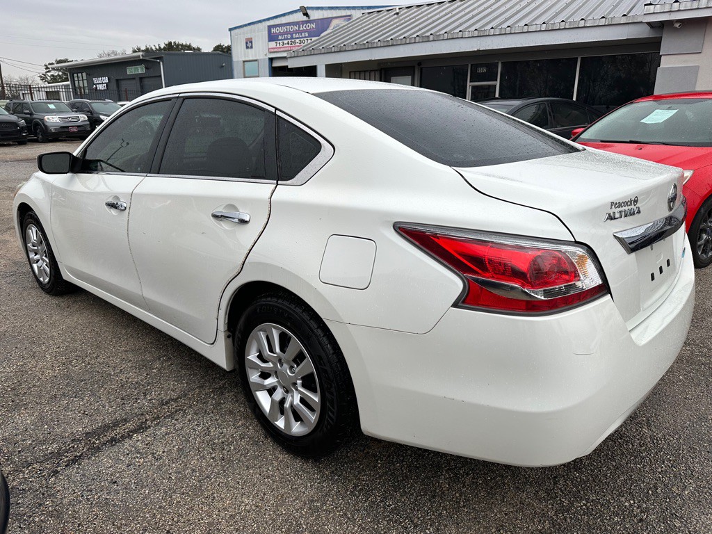 2014 Nissan Altima Image 15