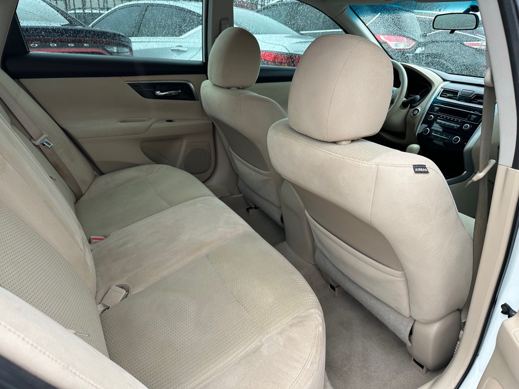 2014 Nissan Altima Image 21