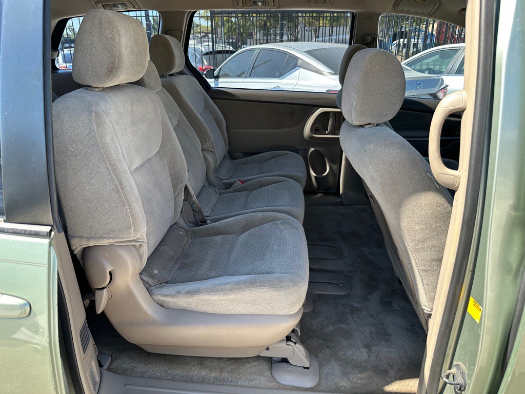 2007 Toyota Sienna Image 10