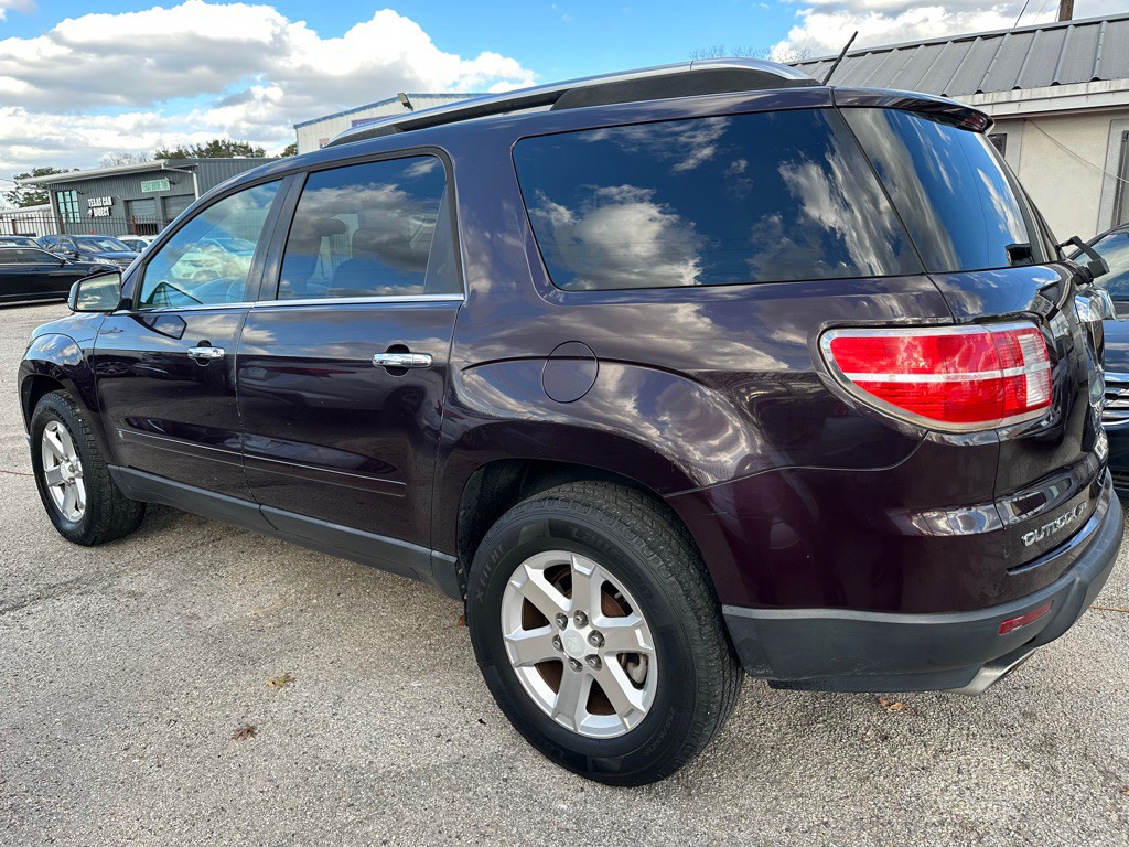 2008 Saturn Outlook Image 4