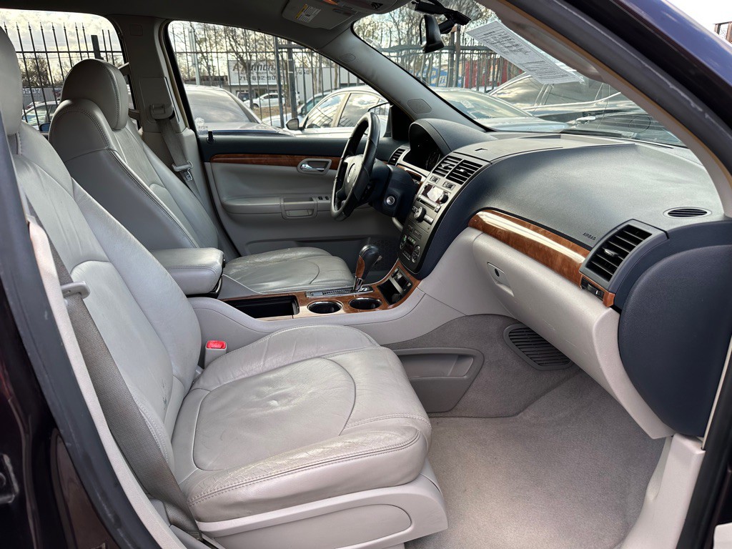 2008 Saturn Outlook Image 8