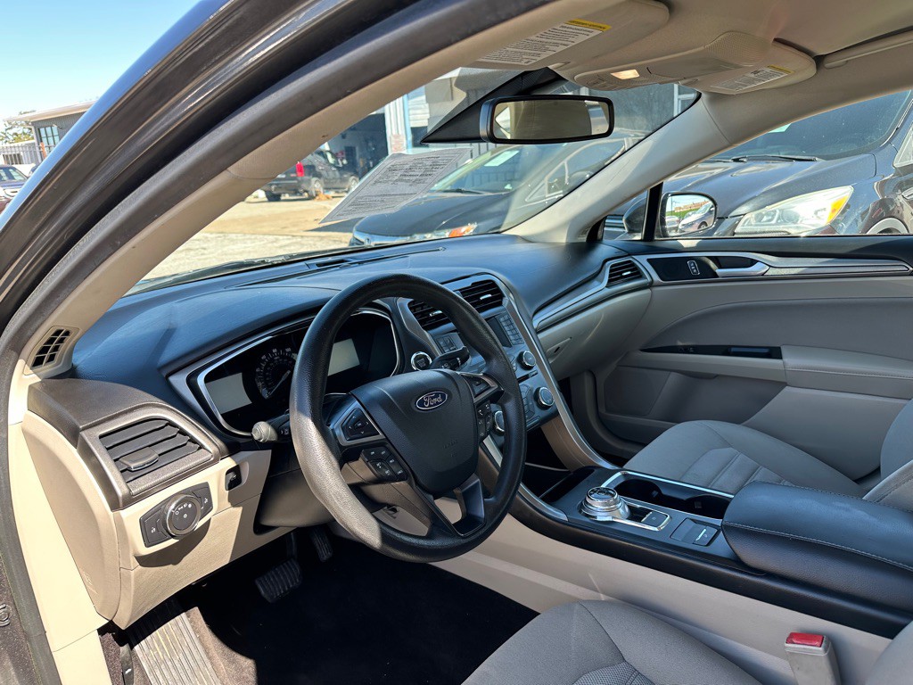 2017 Ford Fusion Image 7